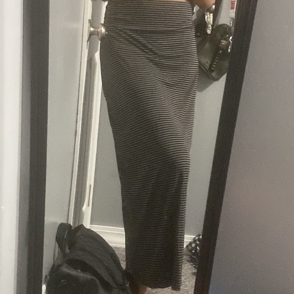 Striped maxi skirt 🎬 - Picture 2 of 5